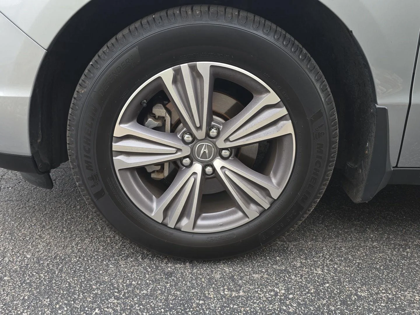 Certified Used 2019 Lunar Silver Metallic Acura SH-AWD image 5