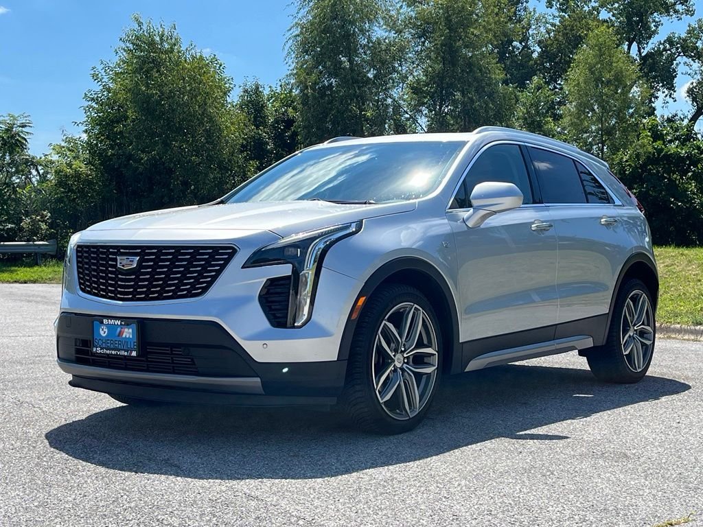 Used 2019 Silver Cadillac Premium Luxury image 3