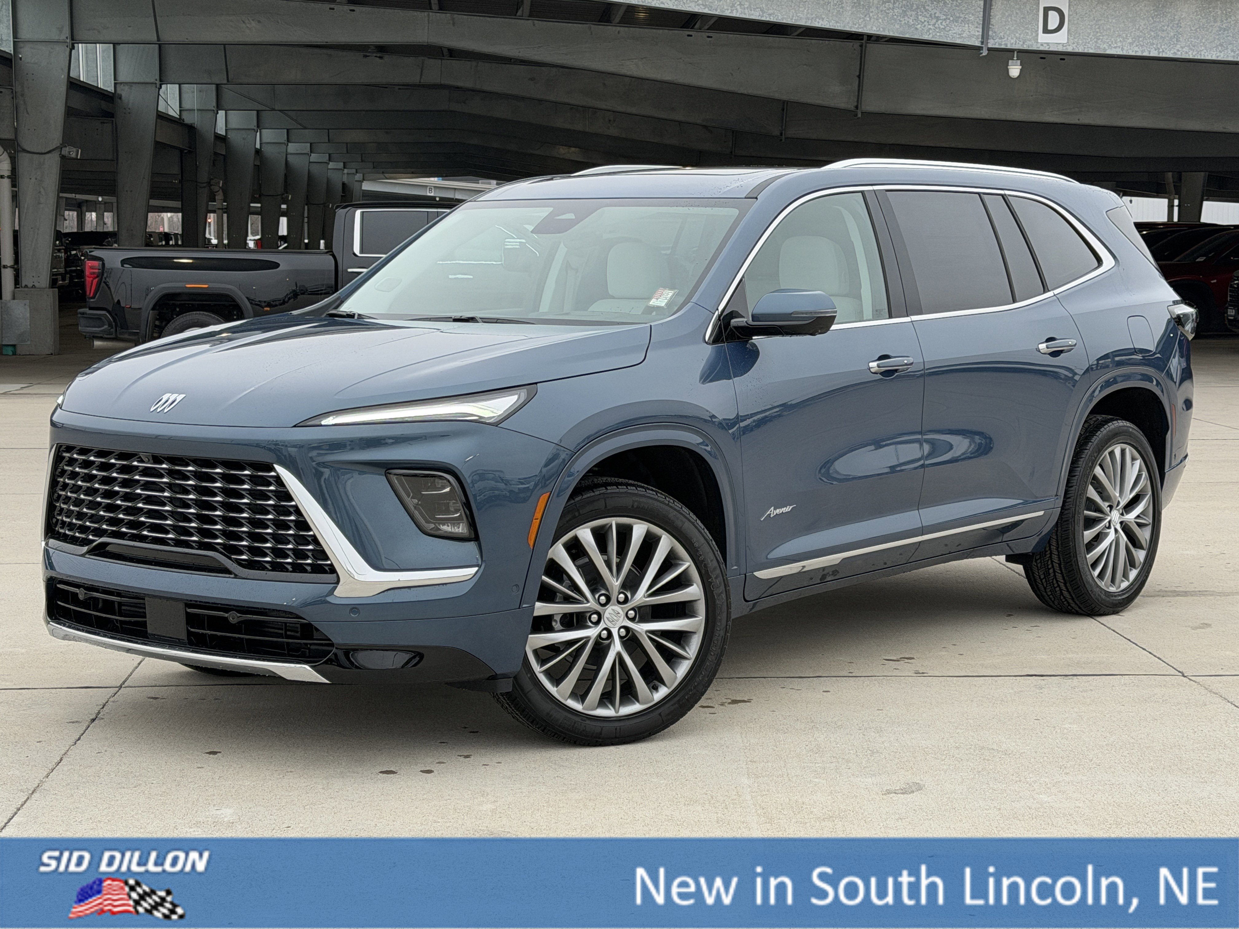 2026 Buick Enclave Avenir AWD's photo