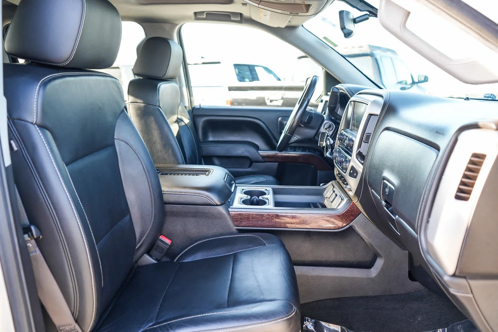 Used 2016 Quicksilver Metallic GMC SLT image 17