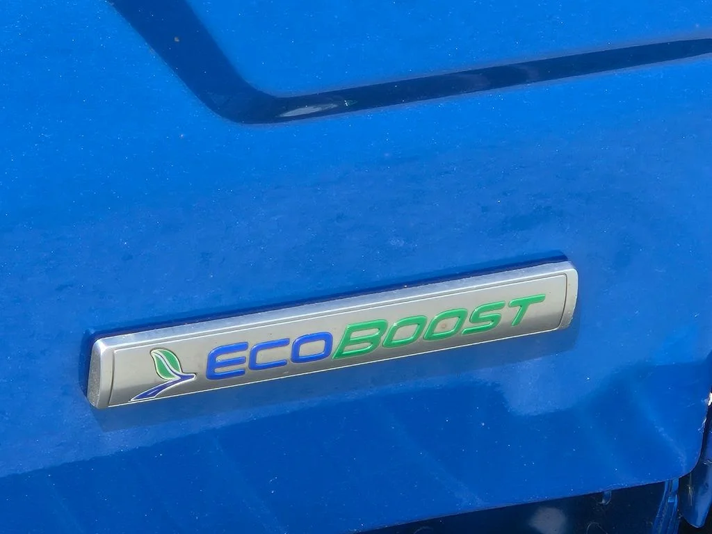 Used 2019 Blue Ford  image 6