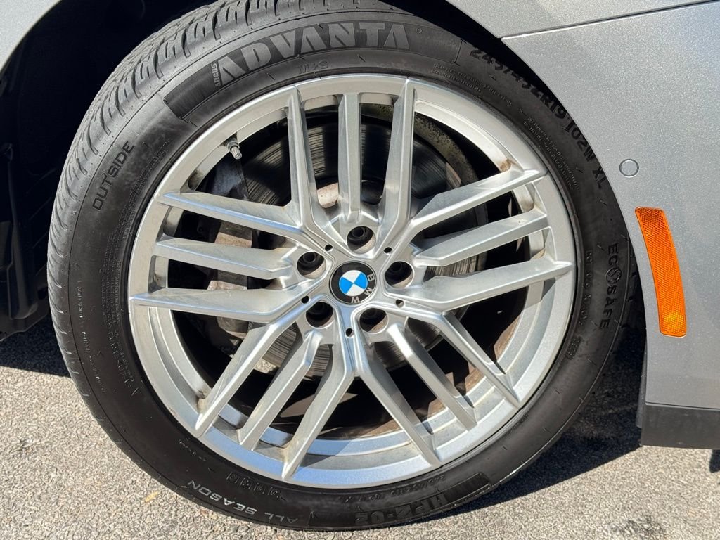 Used 2024 Gray BMW 530i xDrive image 10
