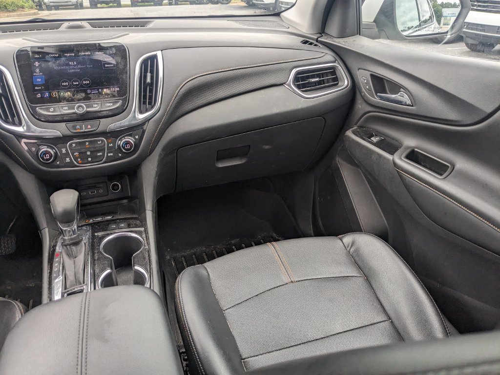 Used 2022 Summit White Chevrolet Premier image 18