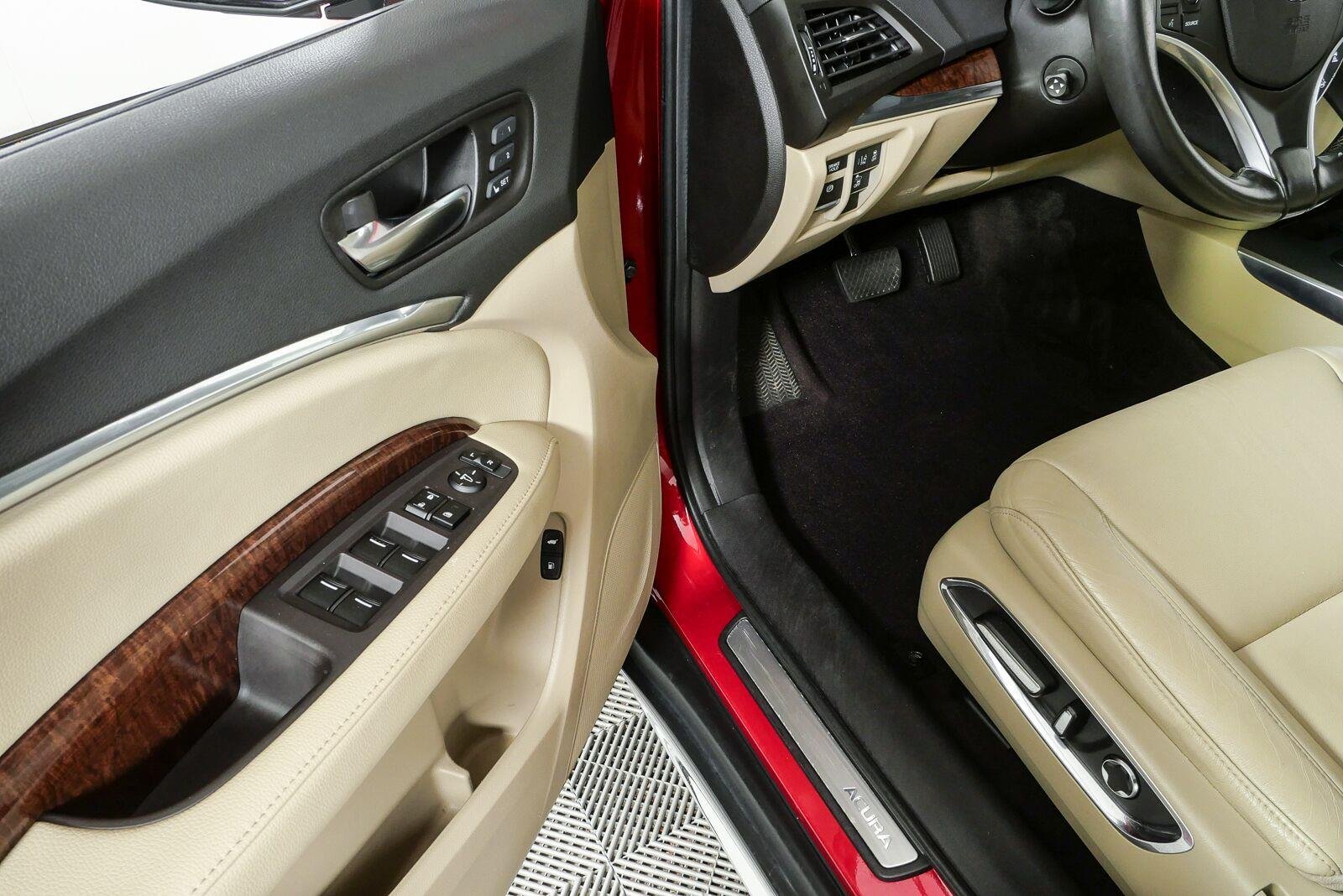 Used 2020 Performance Red Pearl Acura BASE image 7