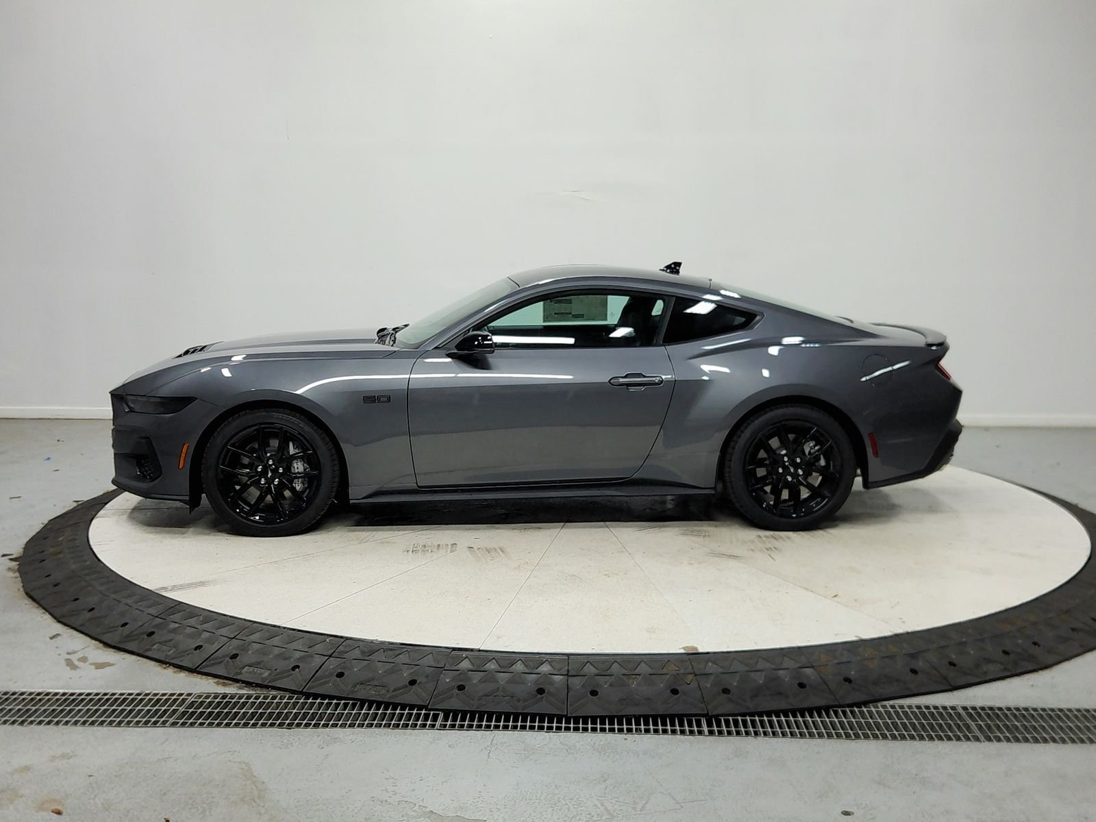 New 2026 Carbonized Gray Metallic Ford GT Premium Fastback image 5