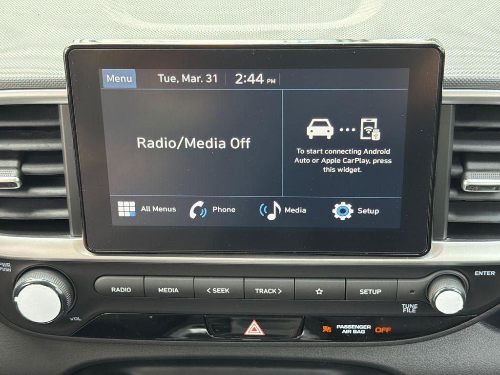 New 2026 Black Hyundai SE image 28