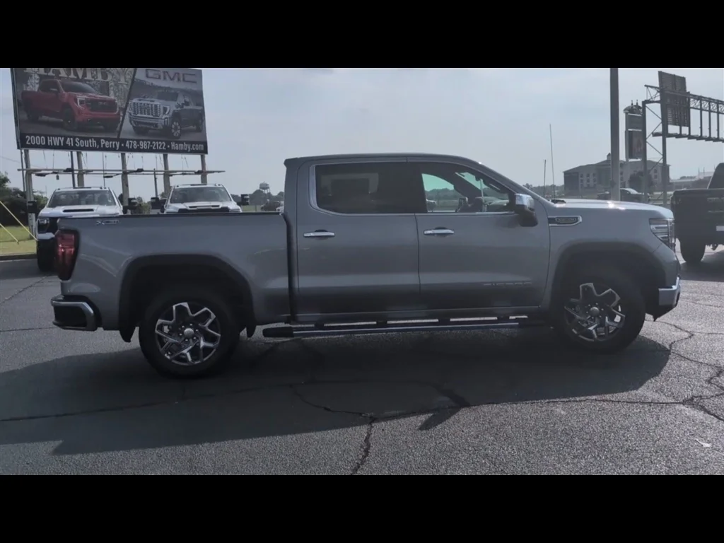 New 2026 Sterling Metallic GMC SLT image 33