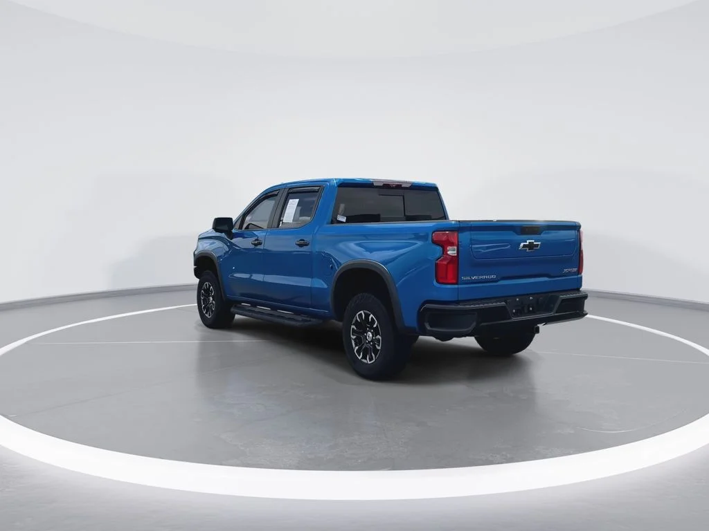Used 2022 Blue Chevrolet ZR2 image 6
