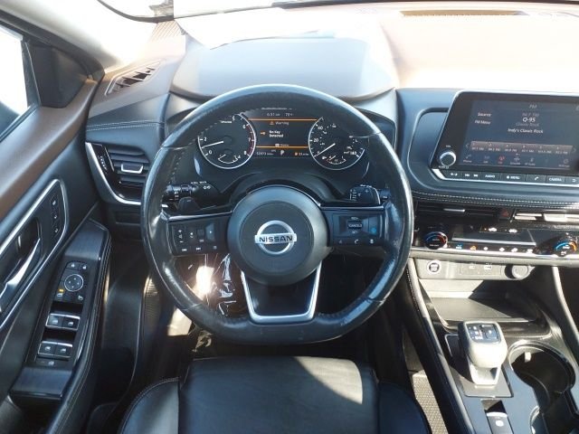 Used 2021 Black Nissan SL image 8