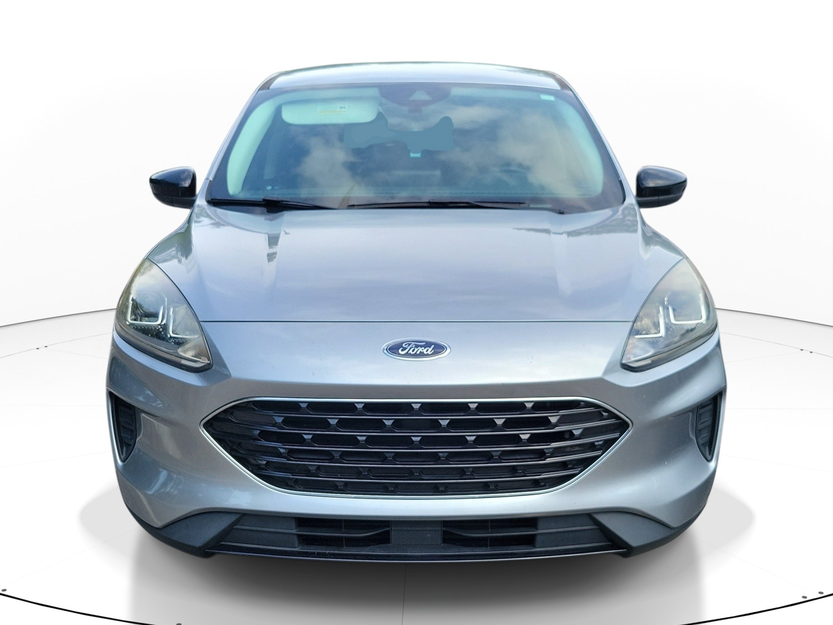 Used 2021 Silver Metallic Ford SE image 1