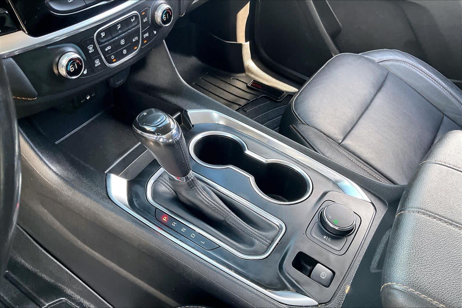 Used 2020 Mosaic Black Metallic Chevrolet LT Leather image 16