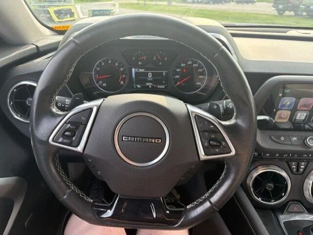 Used 2016 Hyper Blue Metallic Chevrolet 2LT image 21