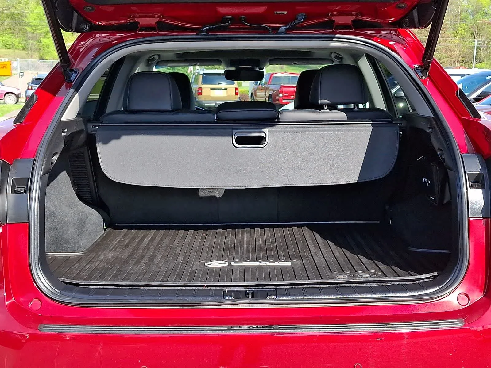 Used 2016 Matador Red Mica Lexus  image 30