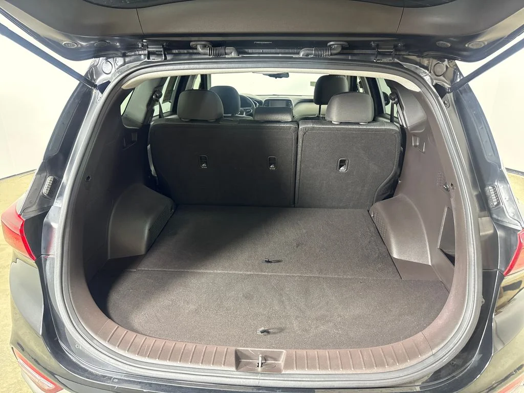 Used 2020 Black Hyundai SEL image 7