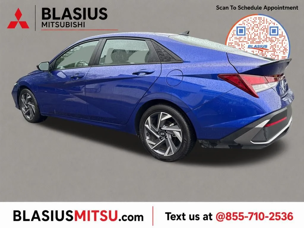 Used 2025 Blue Hyundai SEL Sport image 14