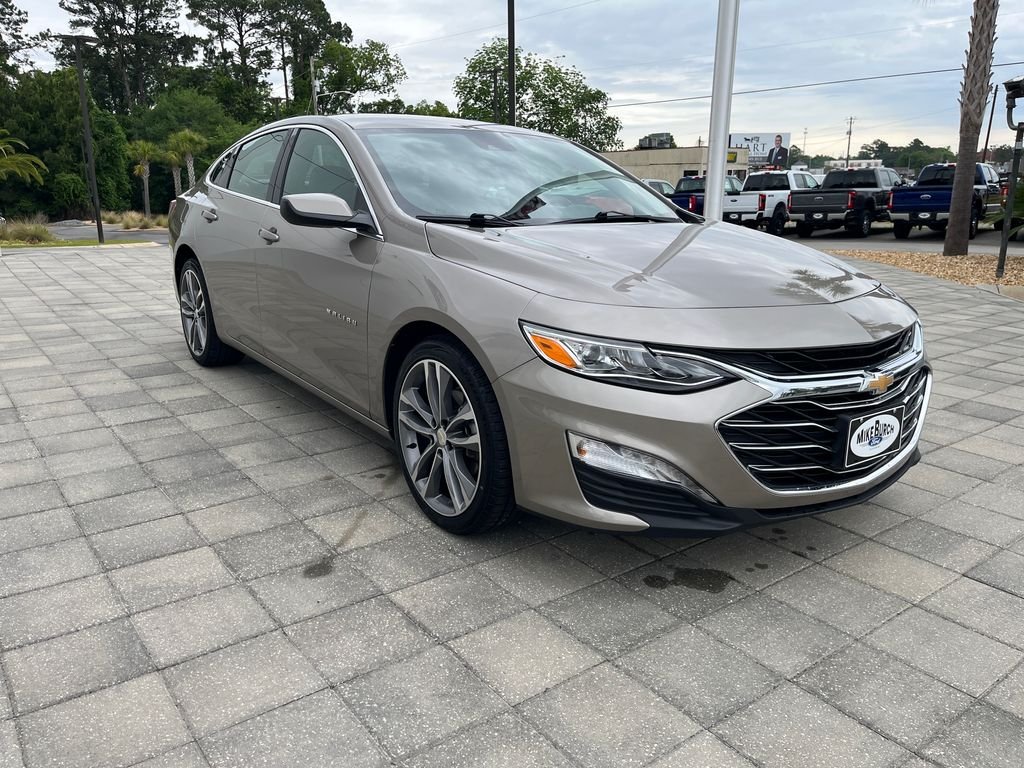 Used 2024 Mineral Gray Metallic Chevrolet LT image 8