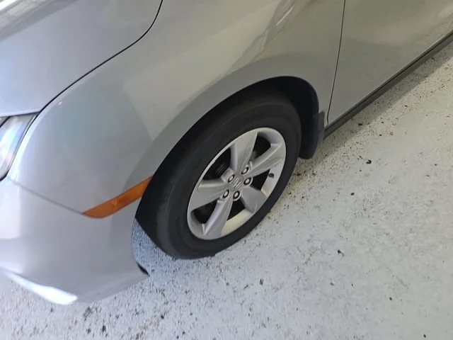 Used 2019 Silver Honda EX-L image 9
