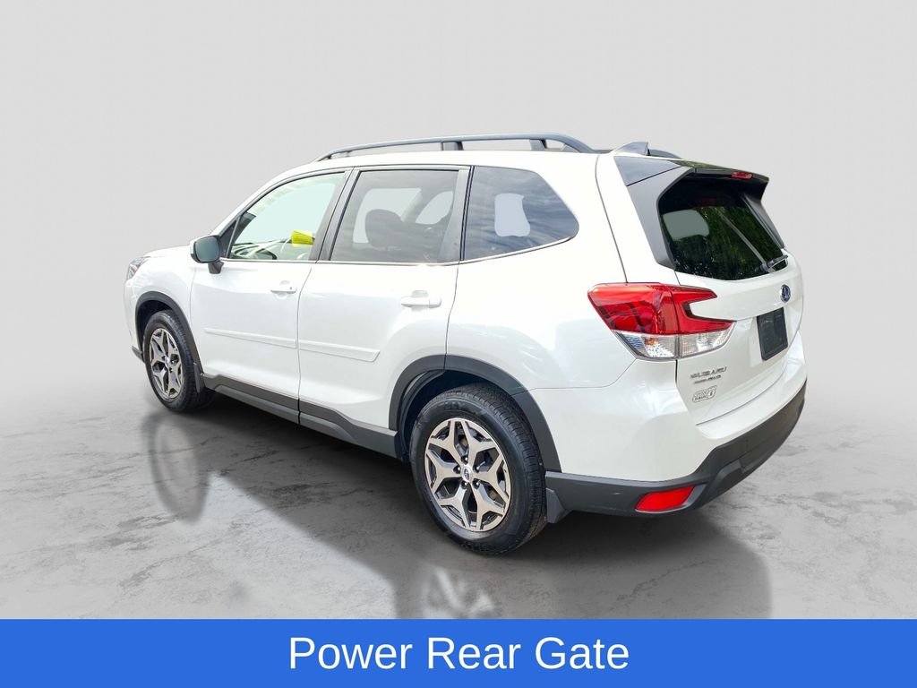 Used 2024 White Subaru Premium image 3