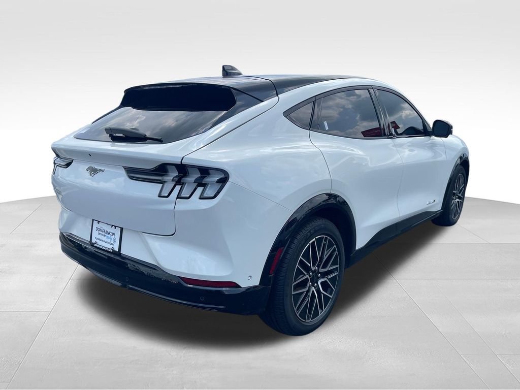 Used 2024 White Ford Premium image 5