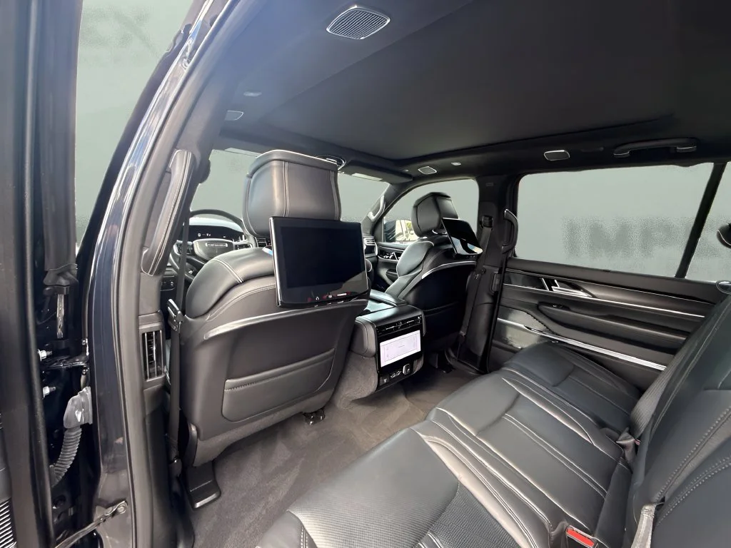 Used 2025 Black Jeep Series II image 12