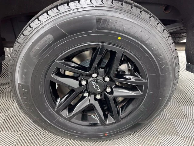 Used 2020 Red Chevrolet LT Trail Boss image 10