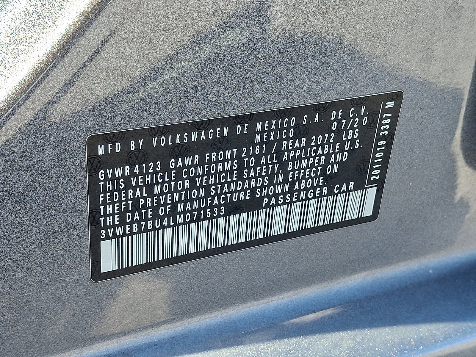 Used 2020 Platinum Gray Metallic Volkswagen SEL image 26