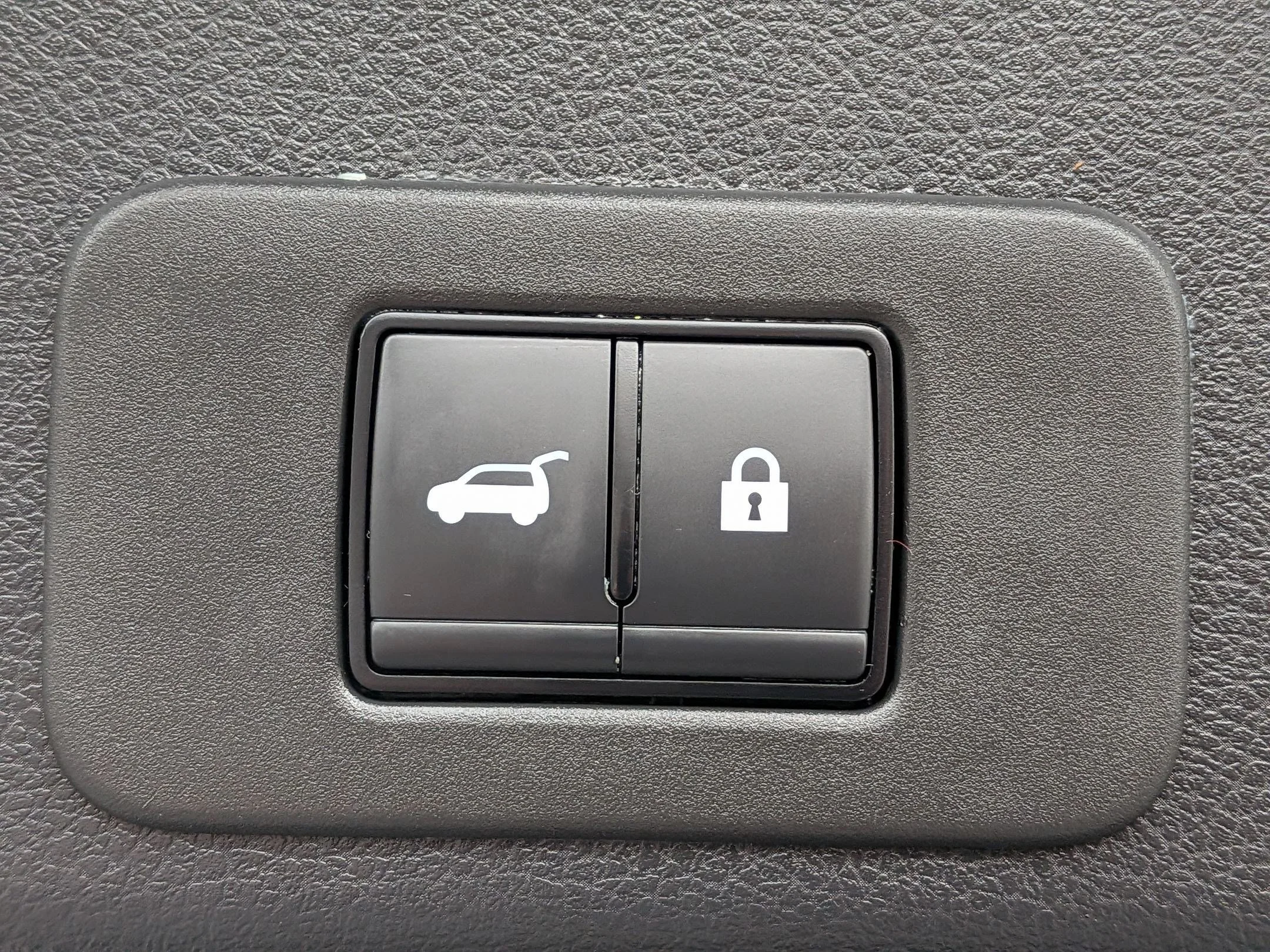 Used 2025 Deep Ocean Blue Pearl Nissan Platinum image 24