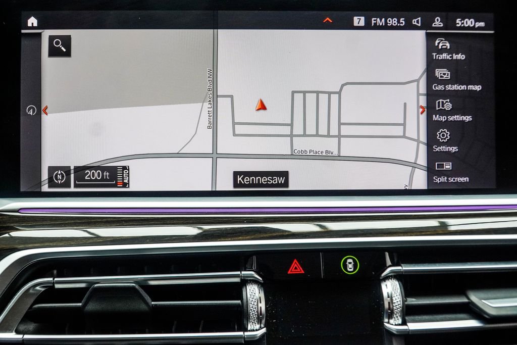 Used 2019 White BMW xDrive40i image 28