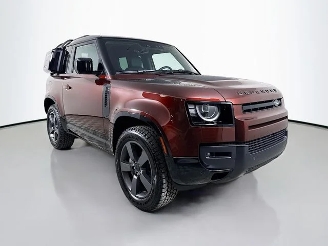 New 2026 Sedona Red Metallic Land Rover X-Dynamic SE image 3