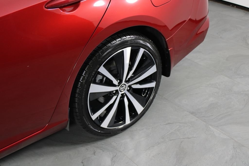 2019 Nissan Altima SR - Photo 12