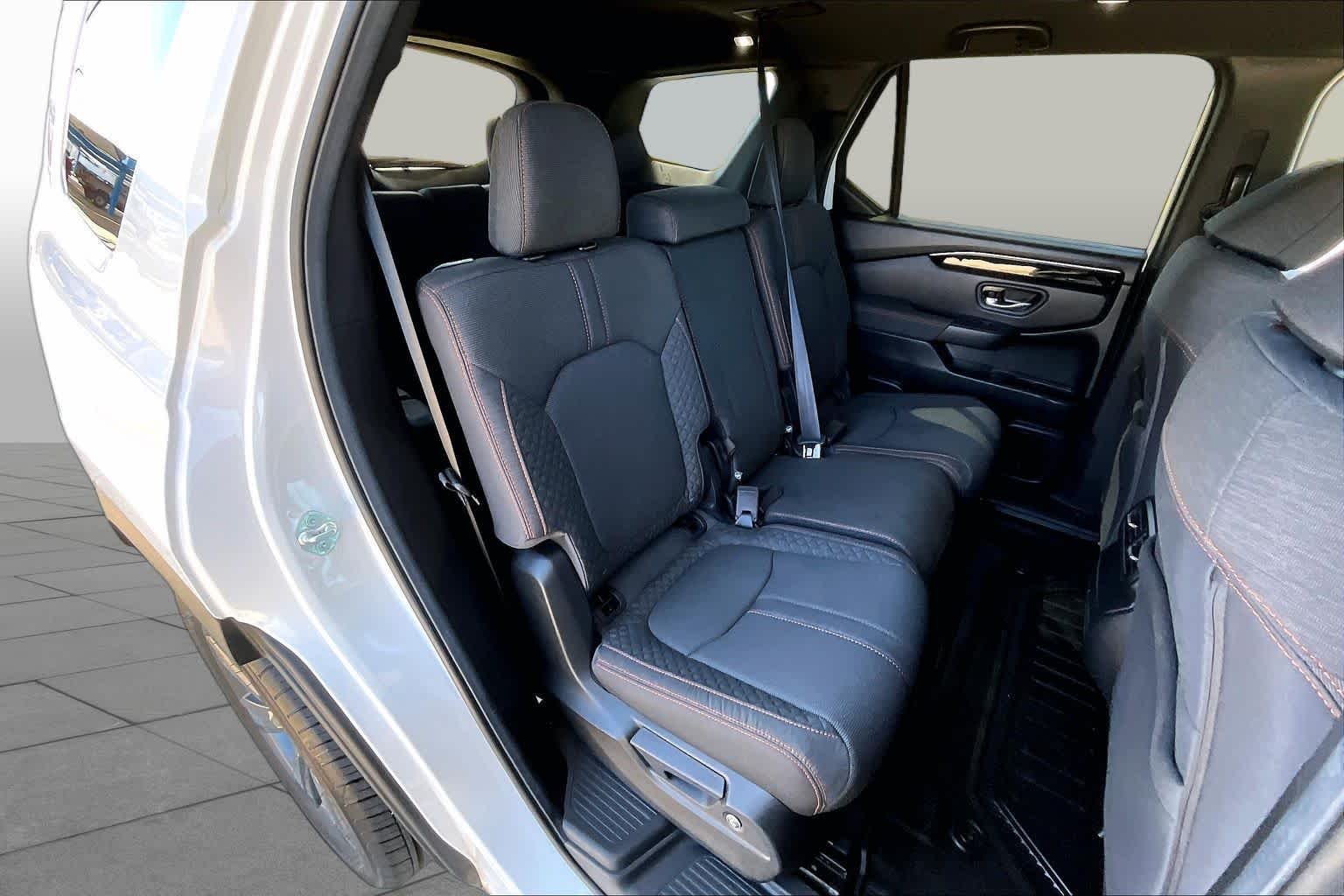 2025 Honda Pilot Sport - Photo 20