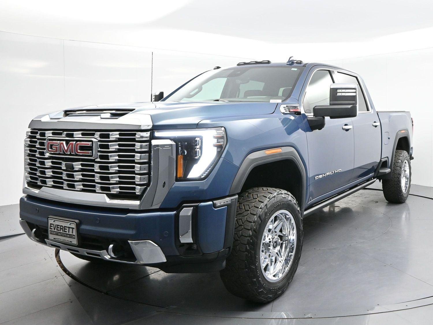 Used 2024 Downpour Metallic GMC Denali image 3