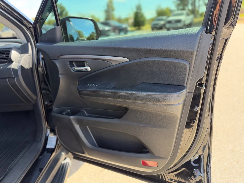 Used 2021 Black Honda Special Edition image 18
