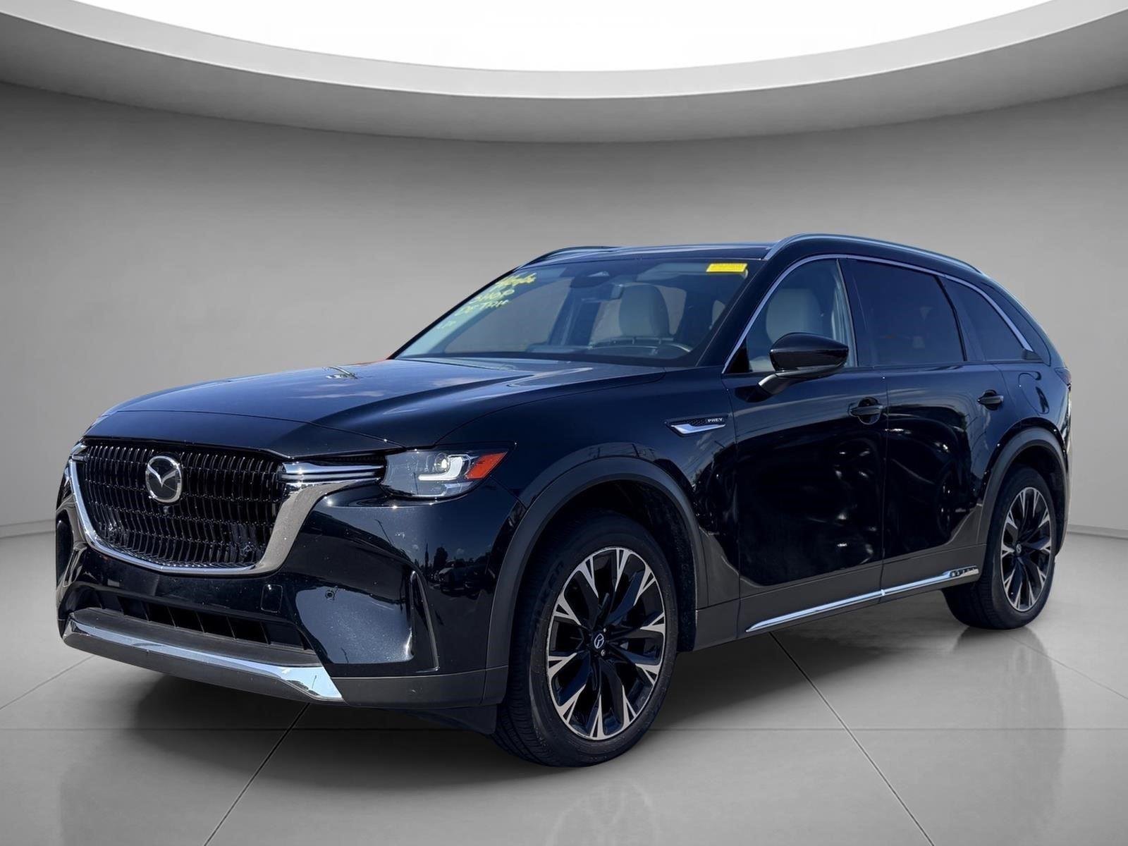 2024 Mazda CX-90 PHEV Premium Plus Package's photo