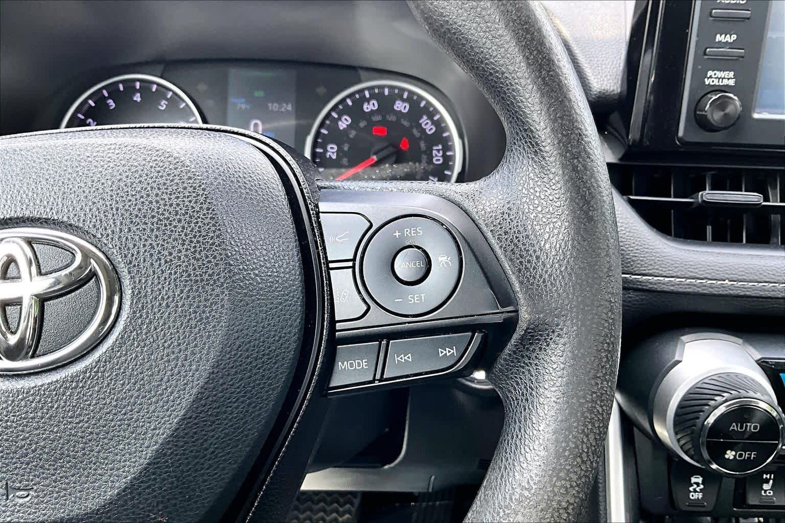 Used 2019 Magnetic Gray Metallic Toyota XLE image 25