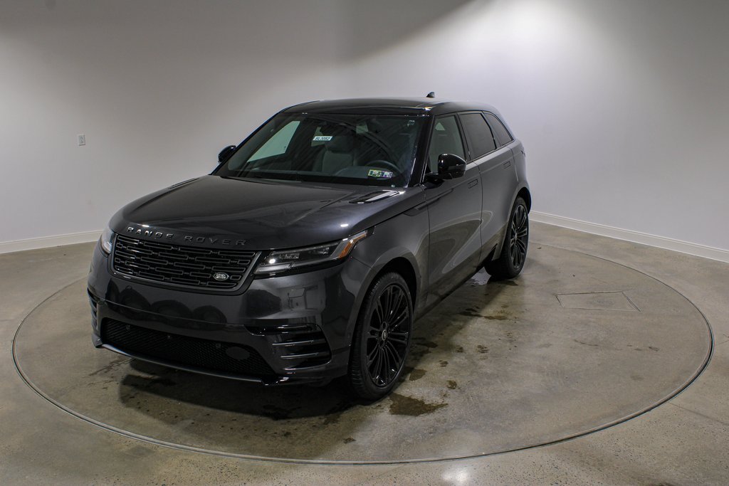 Certified Used 2026 Carpathian Gray Premium Metallic Land Rover Dynamic SE image 1