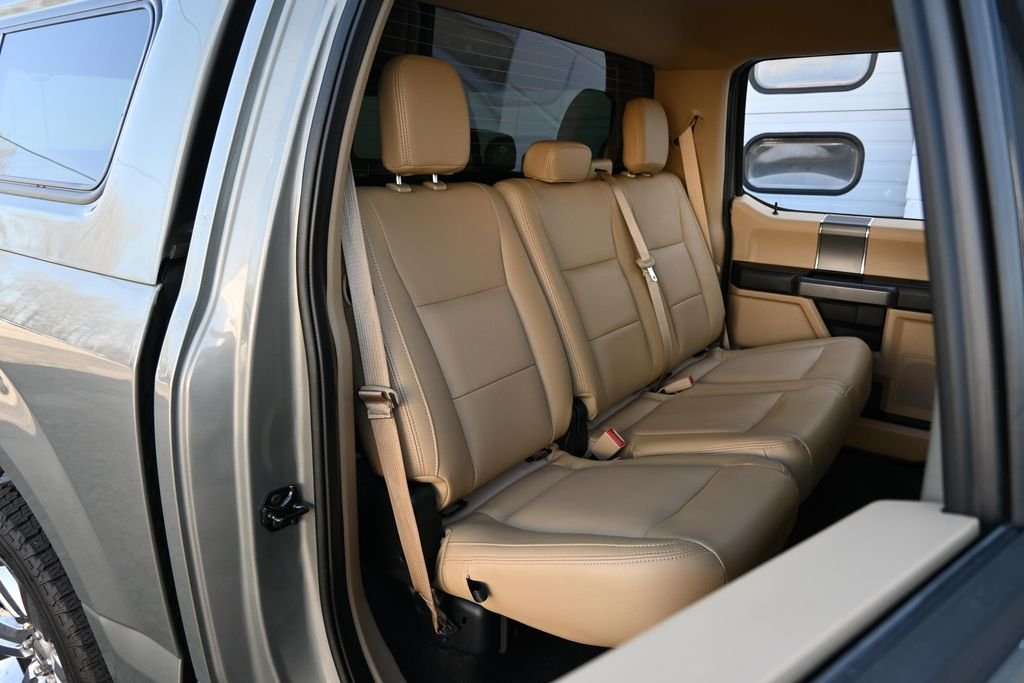 Used 2020 Silver Spruce Metallic Ford XLT image 24