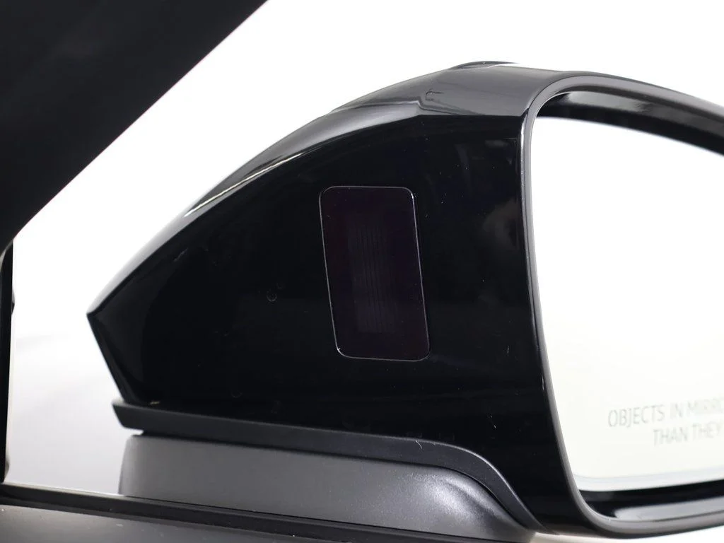 Used 2025 Mythos Black Metallic Audi 4.0T image 41