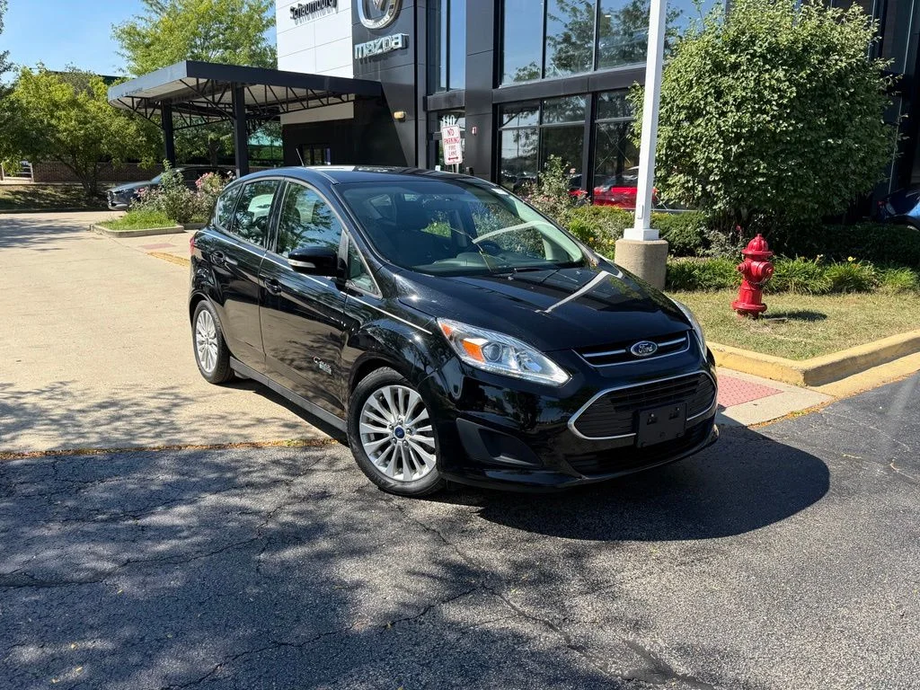 Used 2017 Black Ford SE image 9