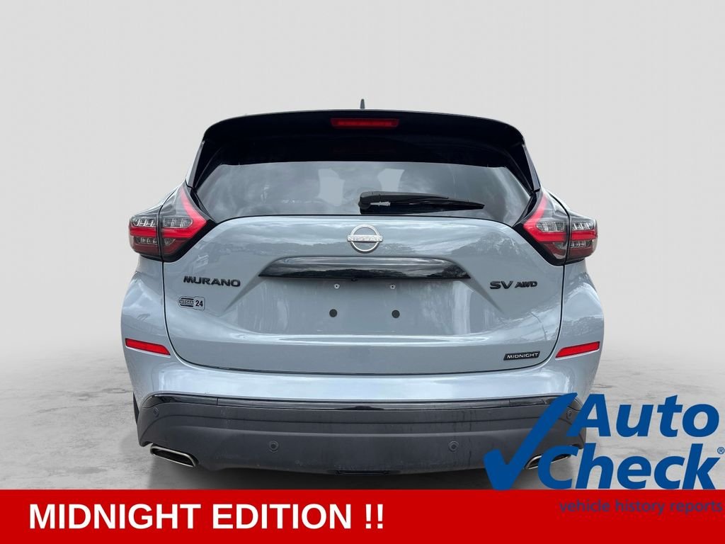 Used 2024 Gray Nissan SV image 4