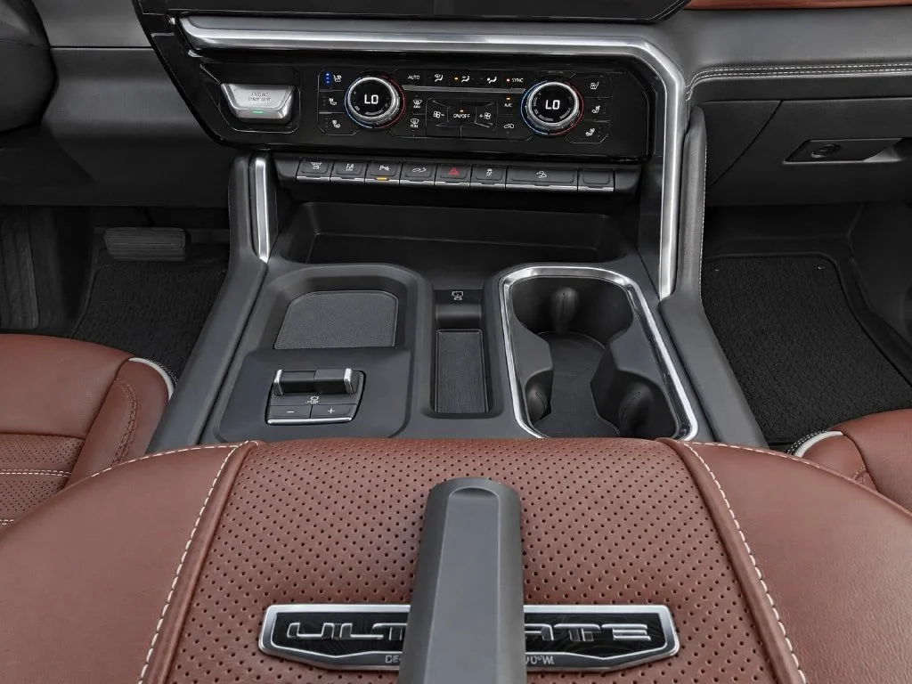 Used 2025 Silver GMC Denali Ultimate image 15