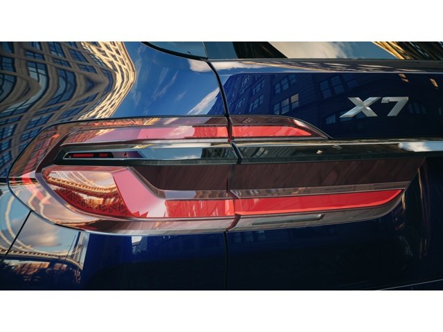 New 2027 Tanzanite Blue II Metallic BMW  image 8
