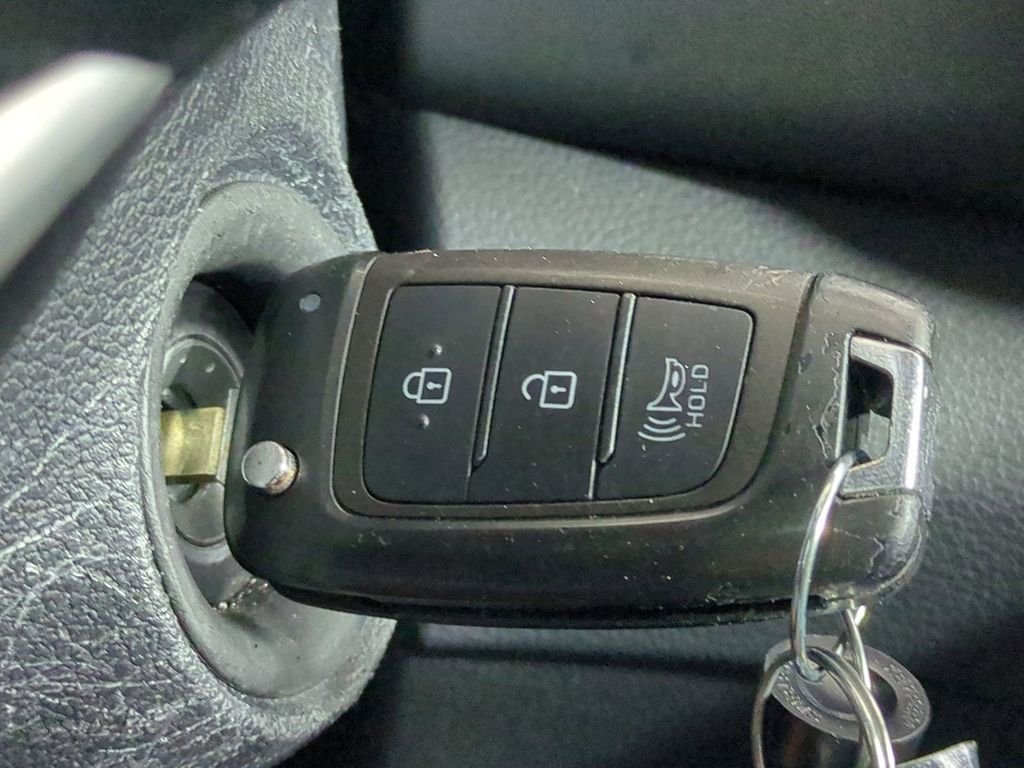 2023 Hyundai Santa Fe SE - Photo 36
