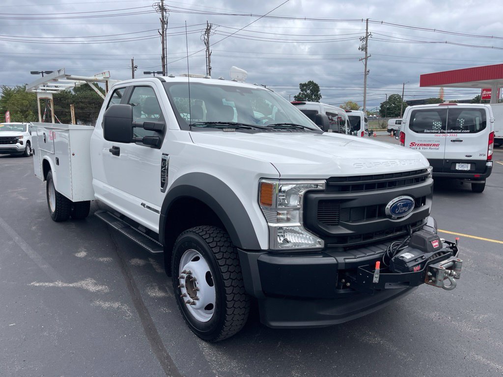 Used 2021 White Ford XL image 1