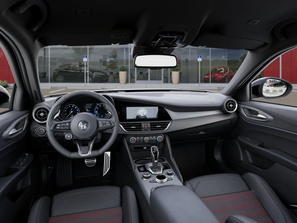 2025 Alfa Romeo Giulia Tributo Italiano - Photo 15