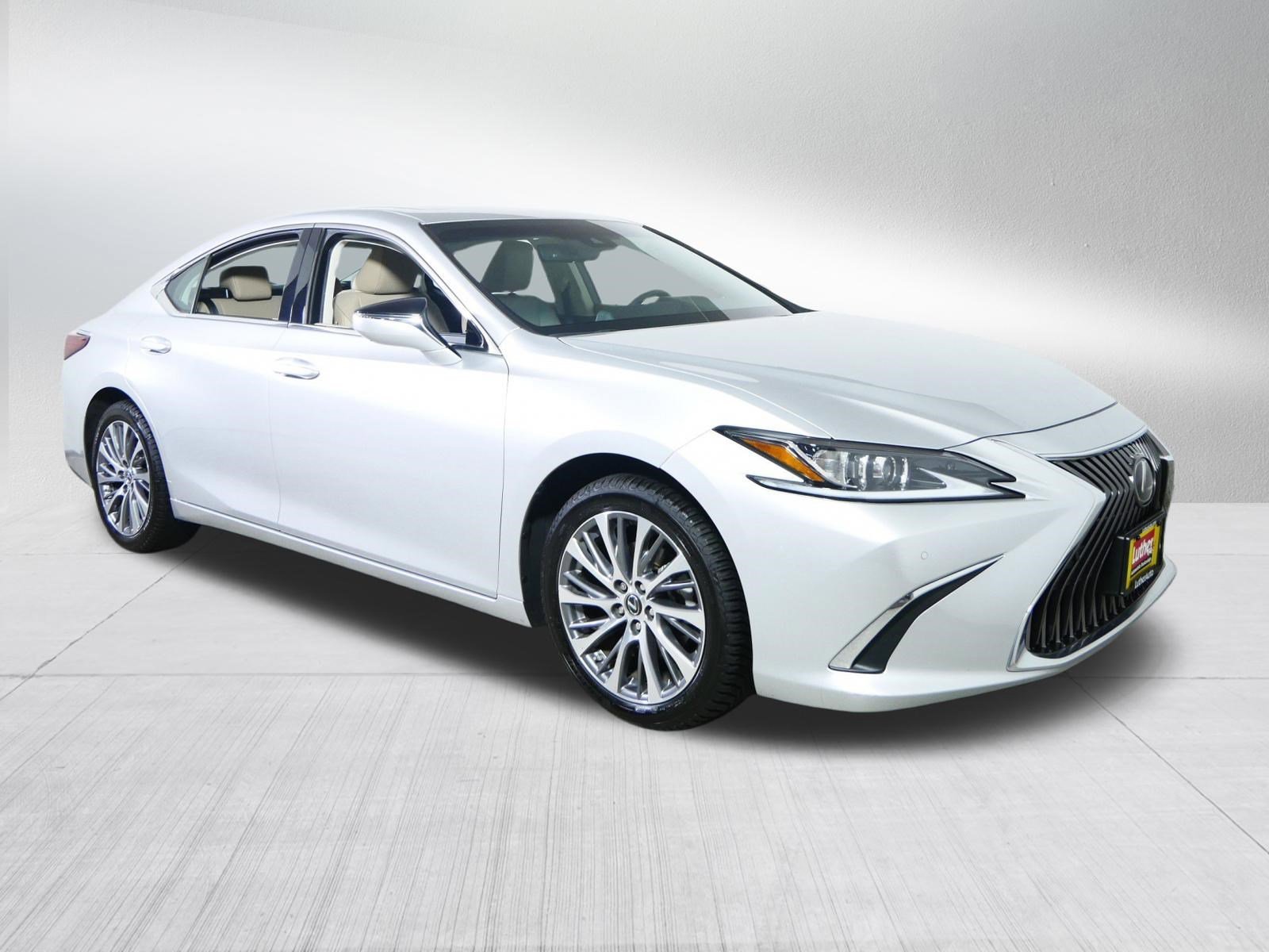 2019 Lexus ES 350 350's photo