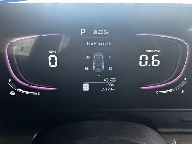 Used 2024 White Kia X-Line image 10