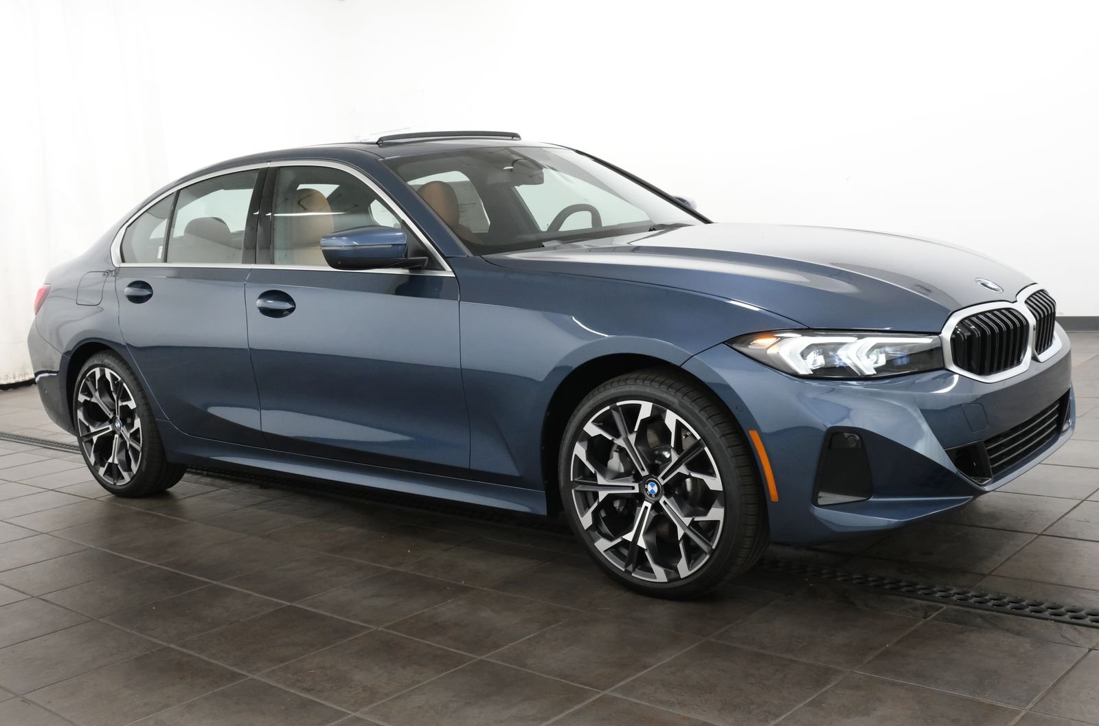 New 2026 Arctic Race Blue Metallic BMW 330i xDrive image 7