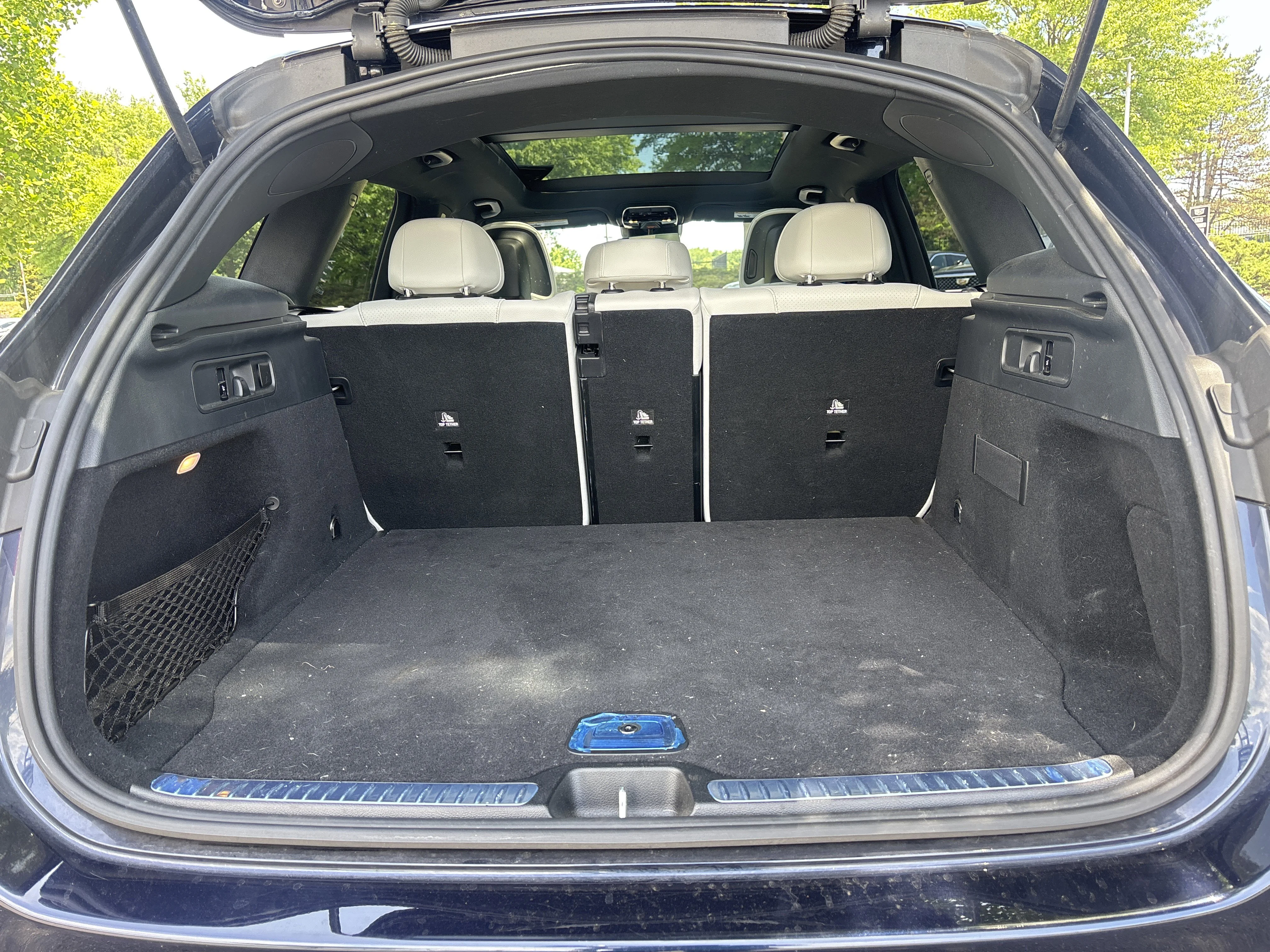 Used 2023 Black Mercedes-Benz GLC 300 image 33