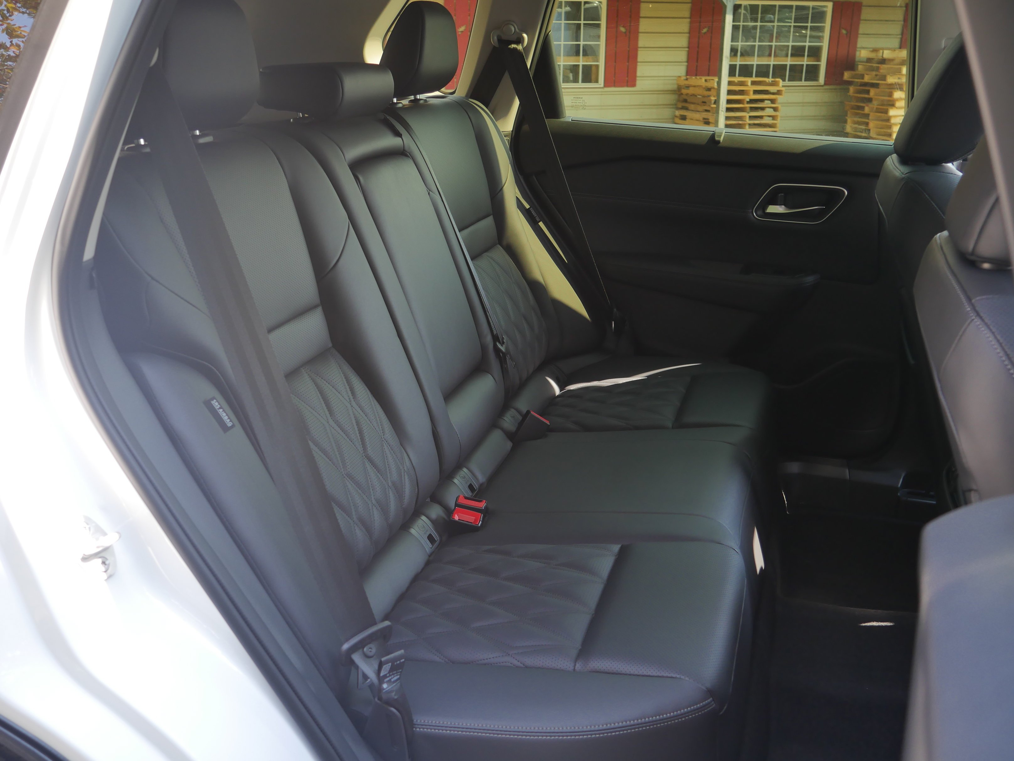 New 2026 Everest White Pearl TriCoat / Super Black Two-tone Nissan Platinum image 27